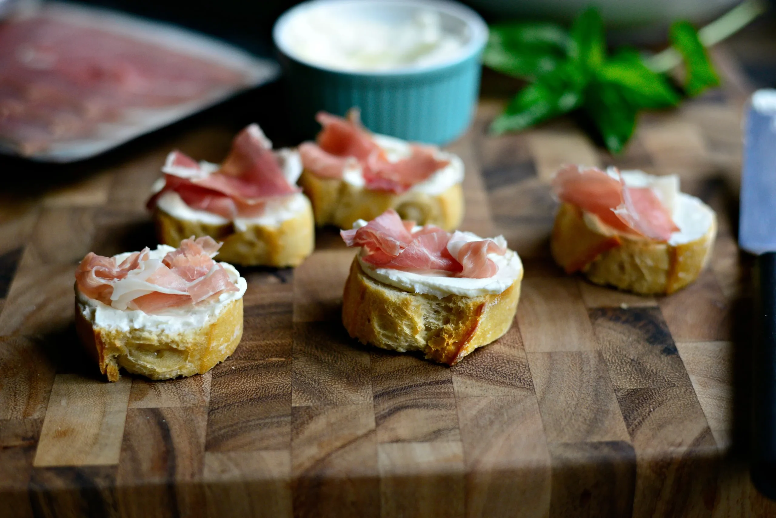 Peach Prosciutto Goat Cheese Crostini