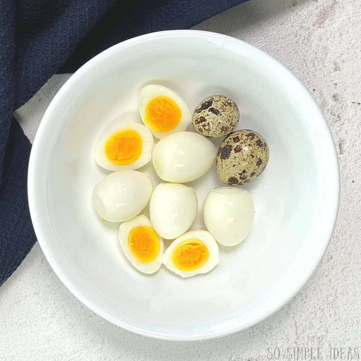 Perfectly Boiled Quail Eggs Easy Steps for Cooking and Peeling