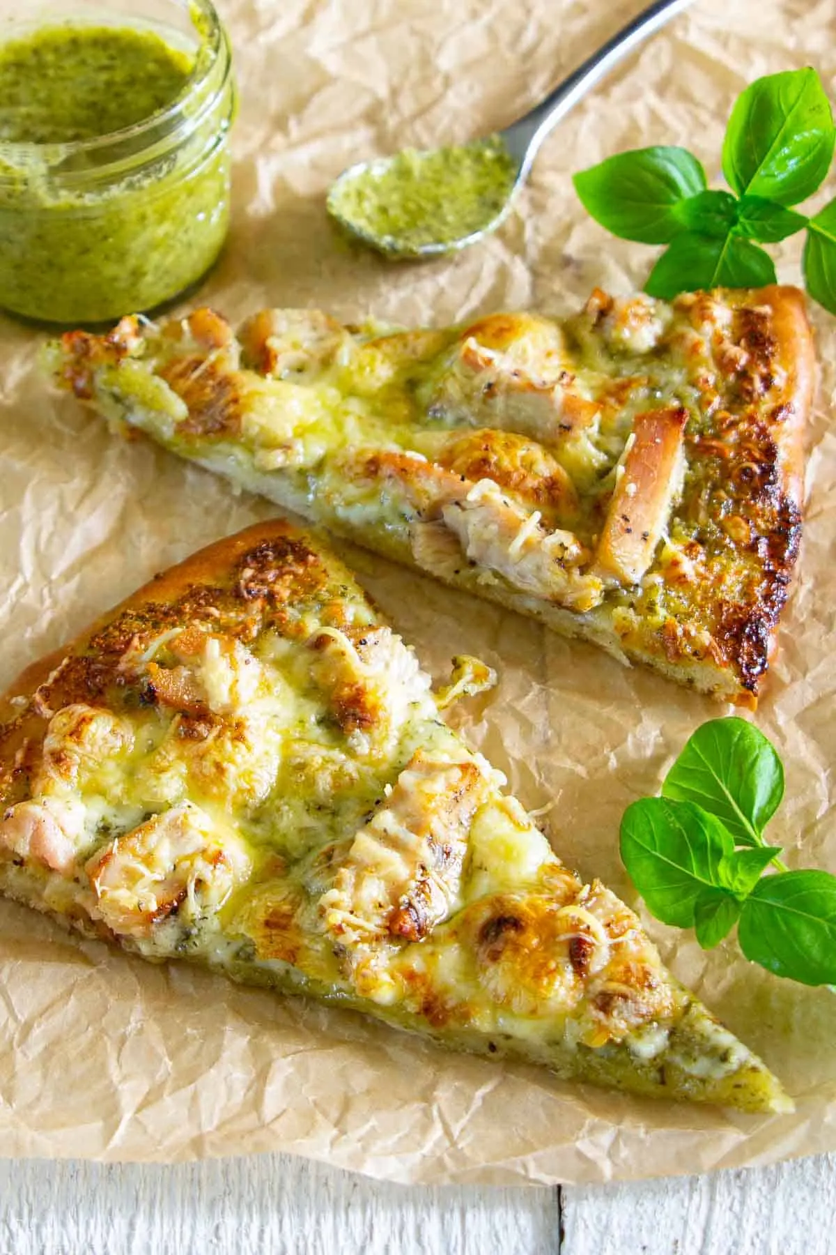 Pesto Pizza Grilled Chicken