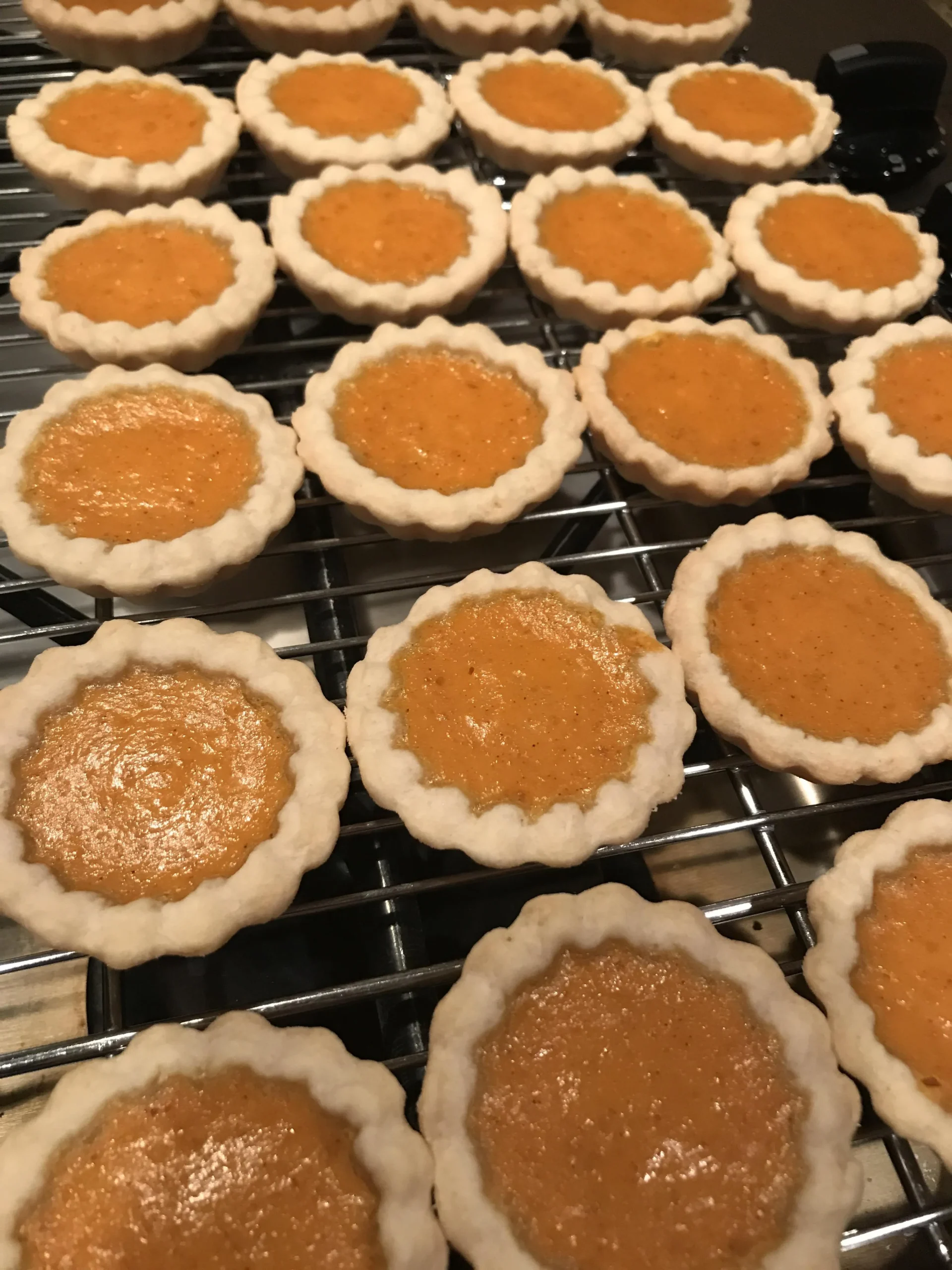 Pumpkin Pie Mini Tarts
