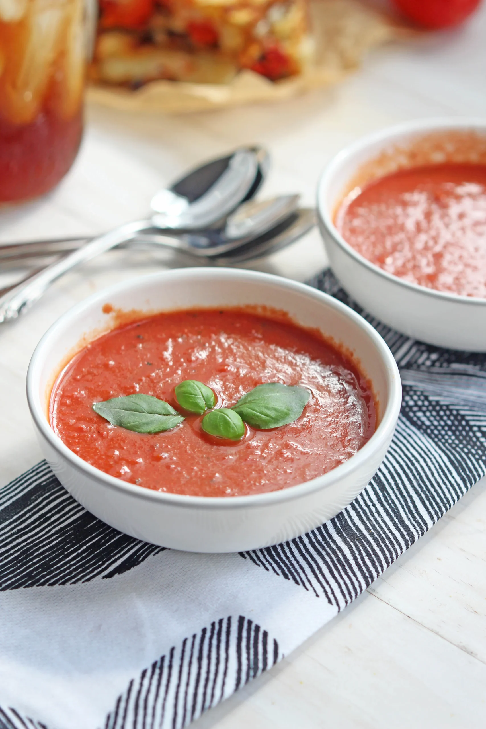 Quick and Easy Homemade Tomato Soup