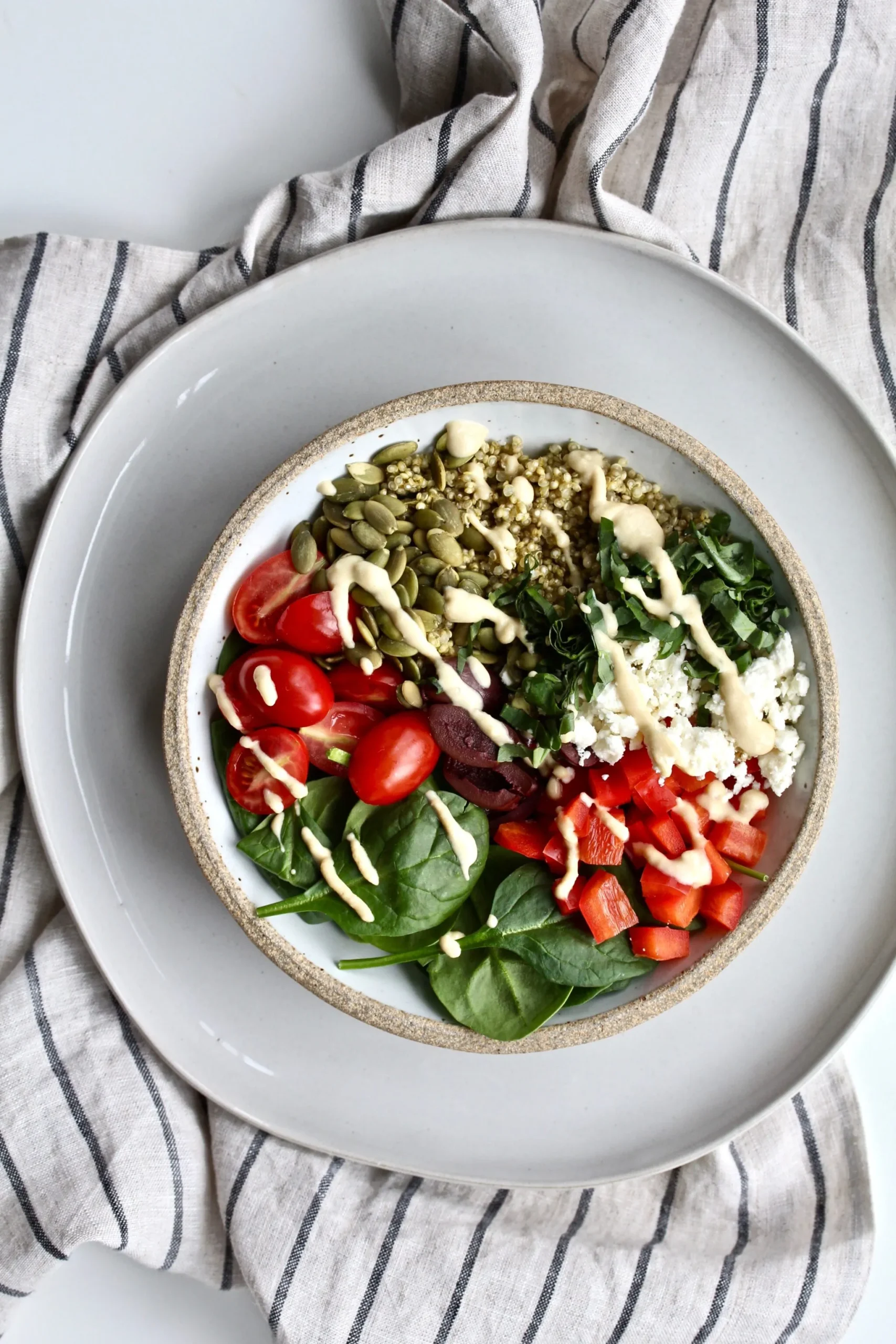 Quinoa Pesto Veggie Bowl