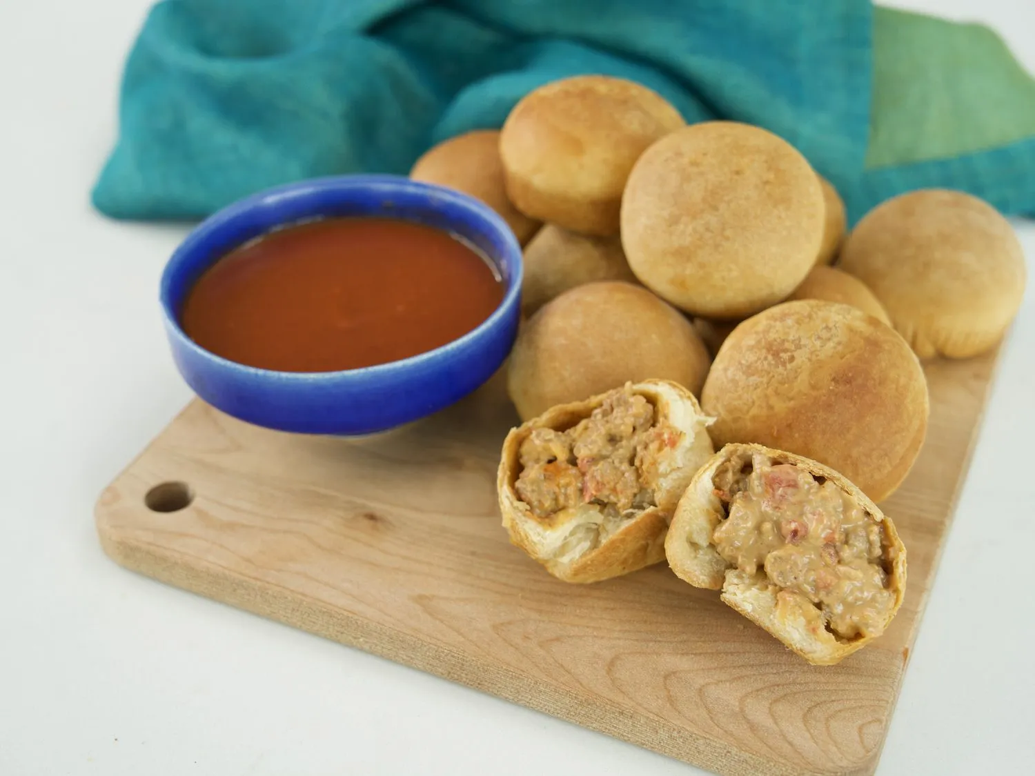 Rotel Stuffed Biscuits Pistollettes