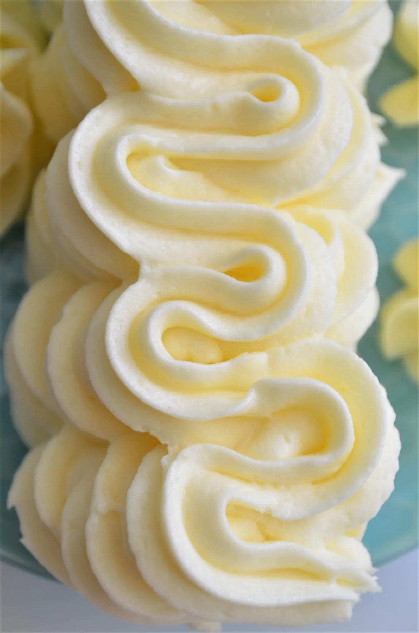 Simple Vanilla Buttercream Frosting