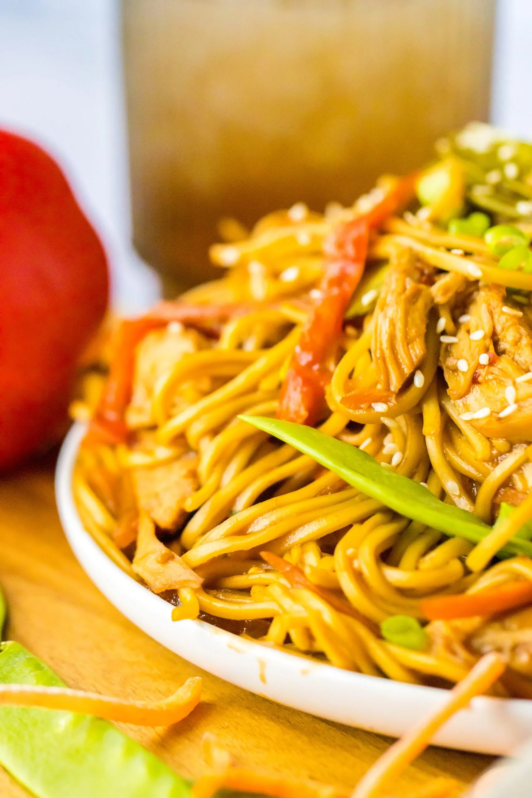Slow Cooker Chicken Lo Mein