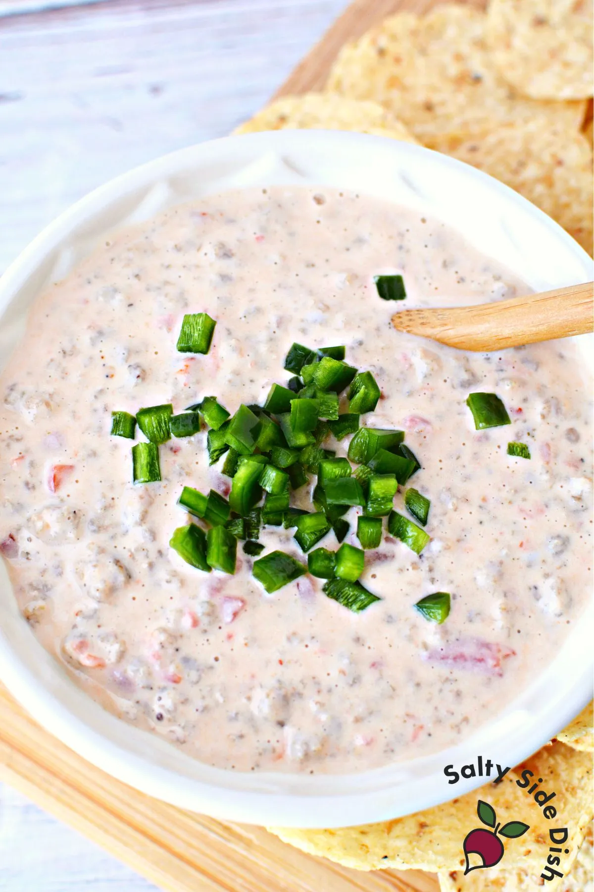 Slow Cooker Chorizo Queso Dip