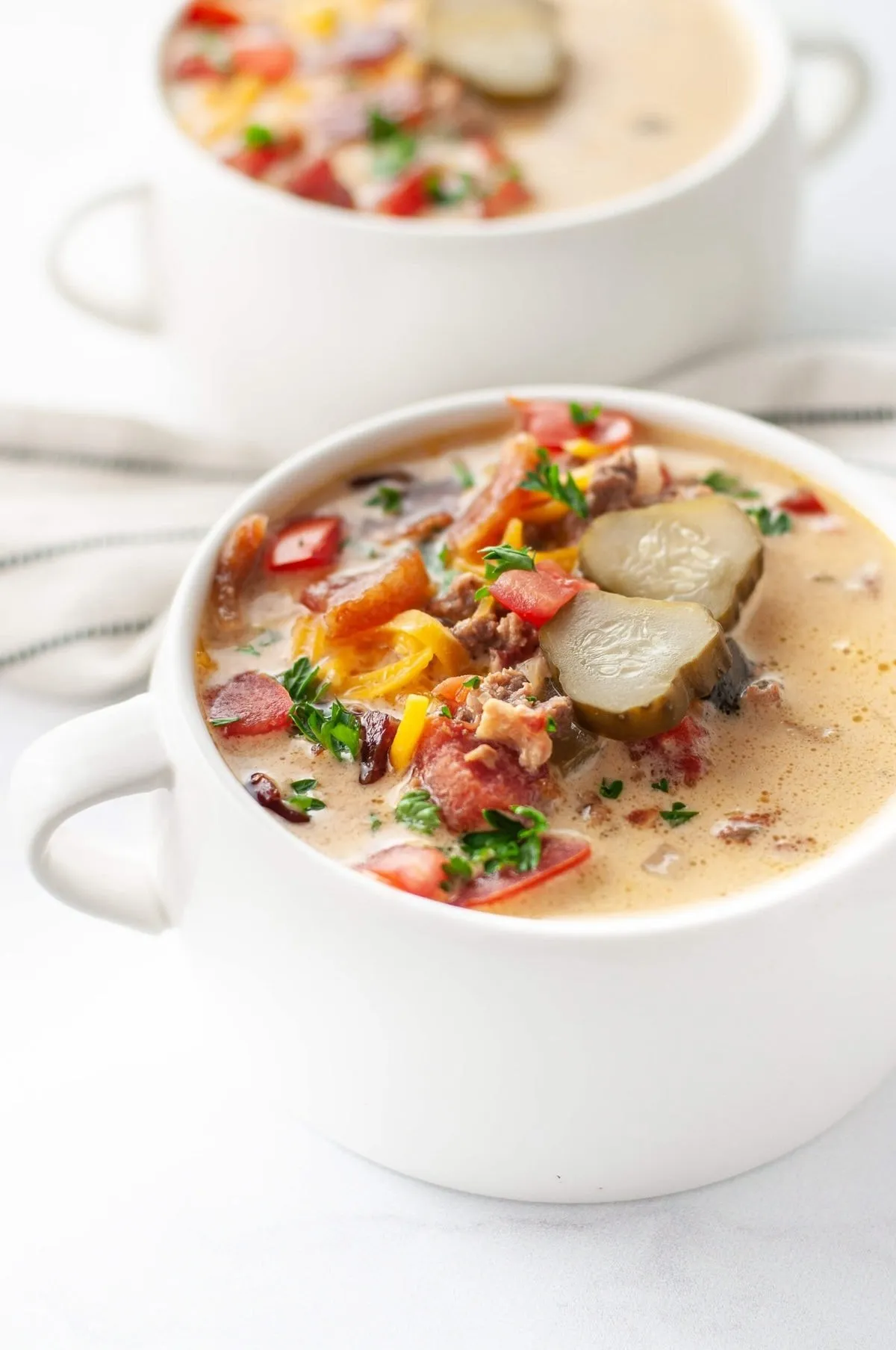 Slow Cooker Low Carb Bacon Cheeseburger Soup