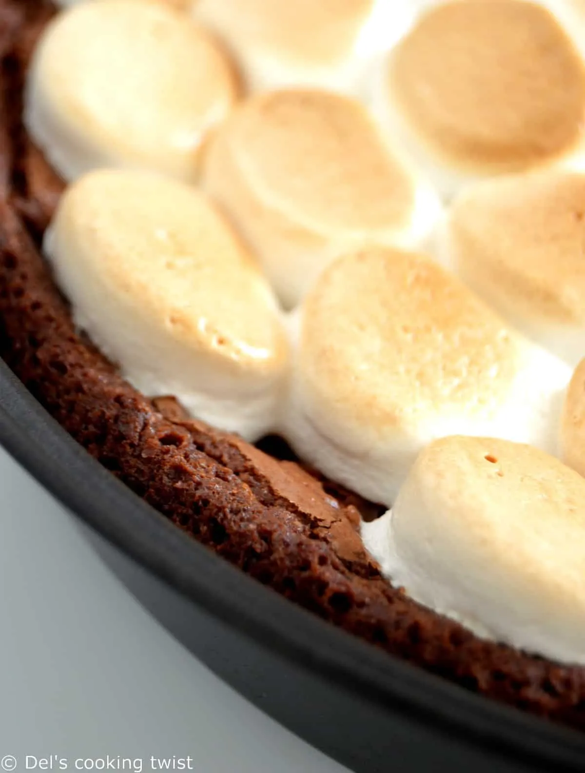 Smores brownie au chocolat et caramel au beurre salé