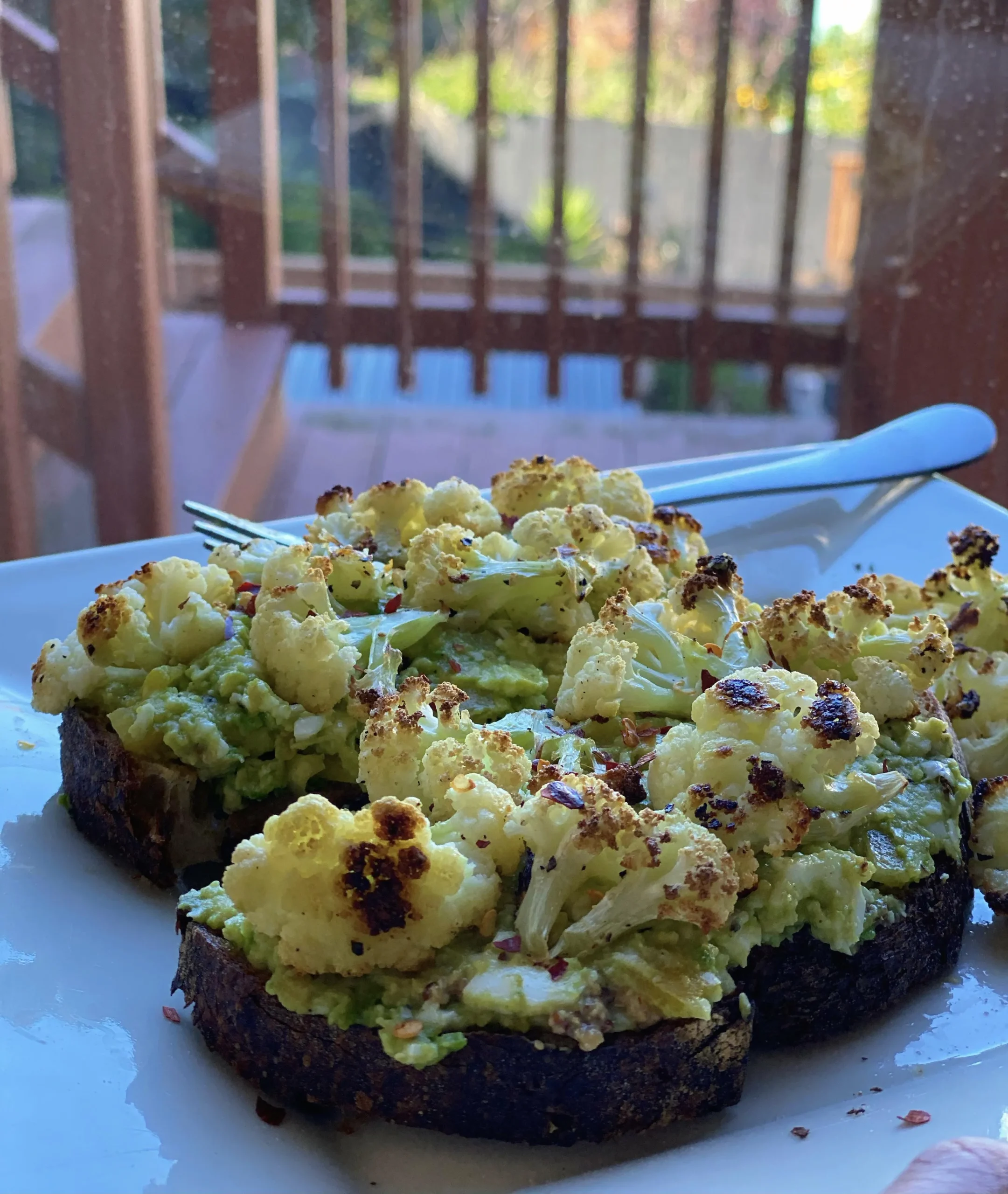Spicy Avocado Cauliflower Toasts