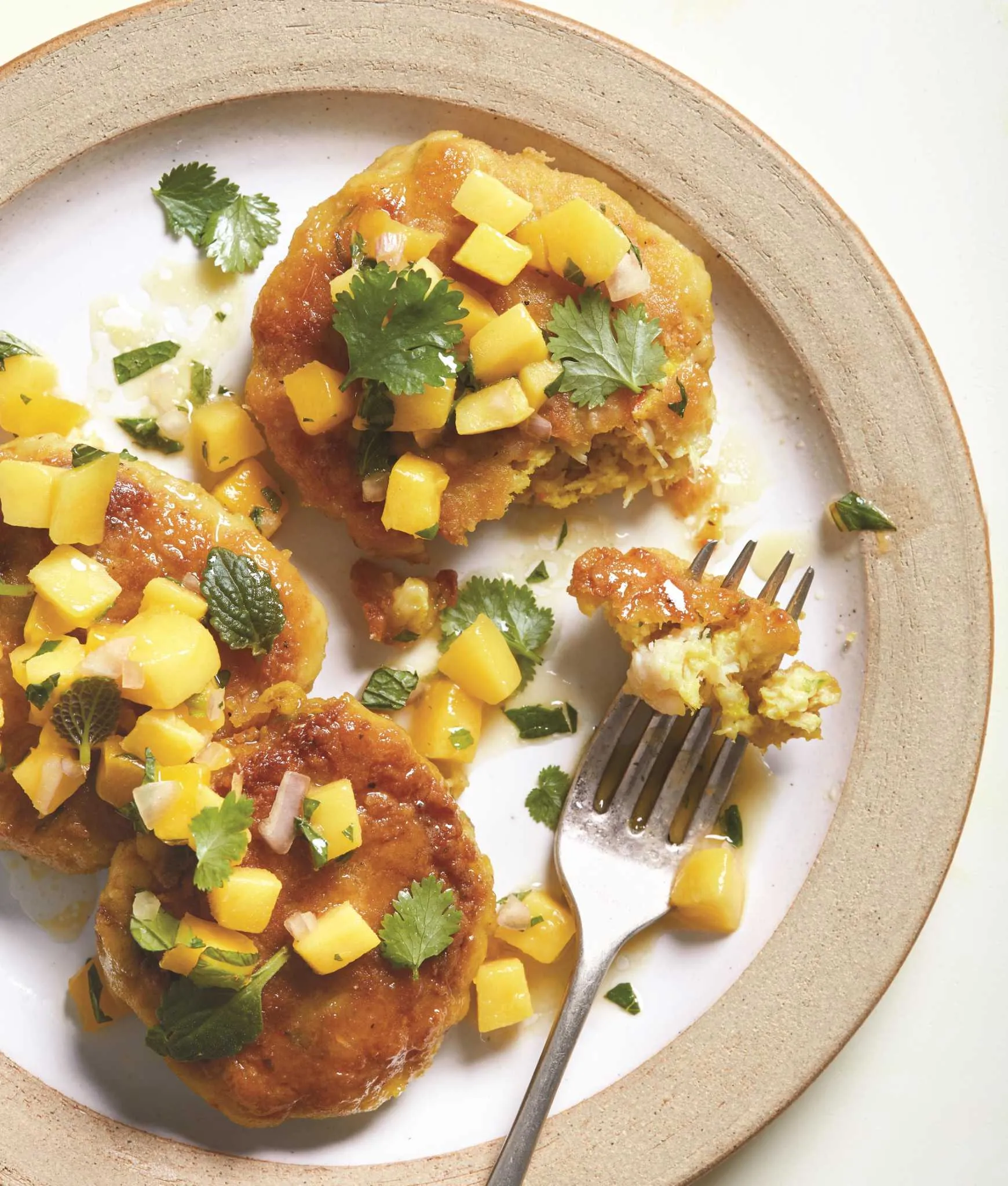 Spicy Mango Crab Cakes