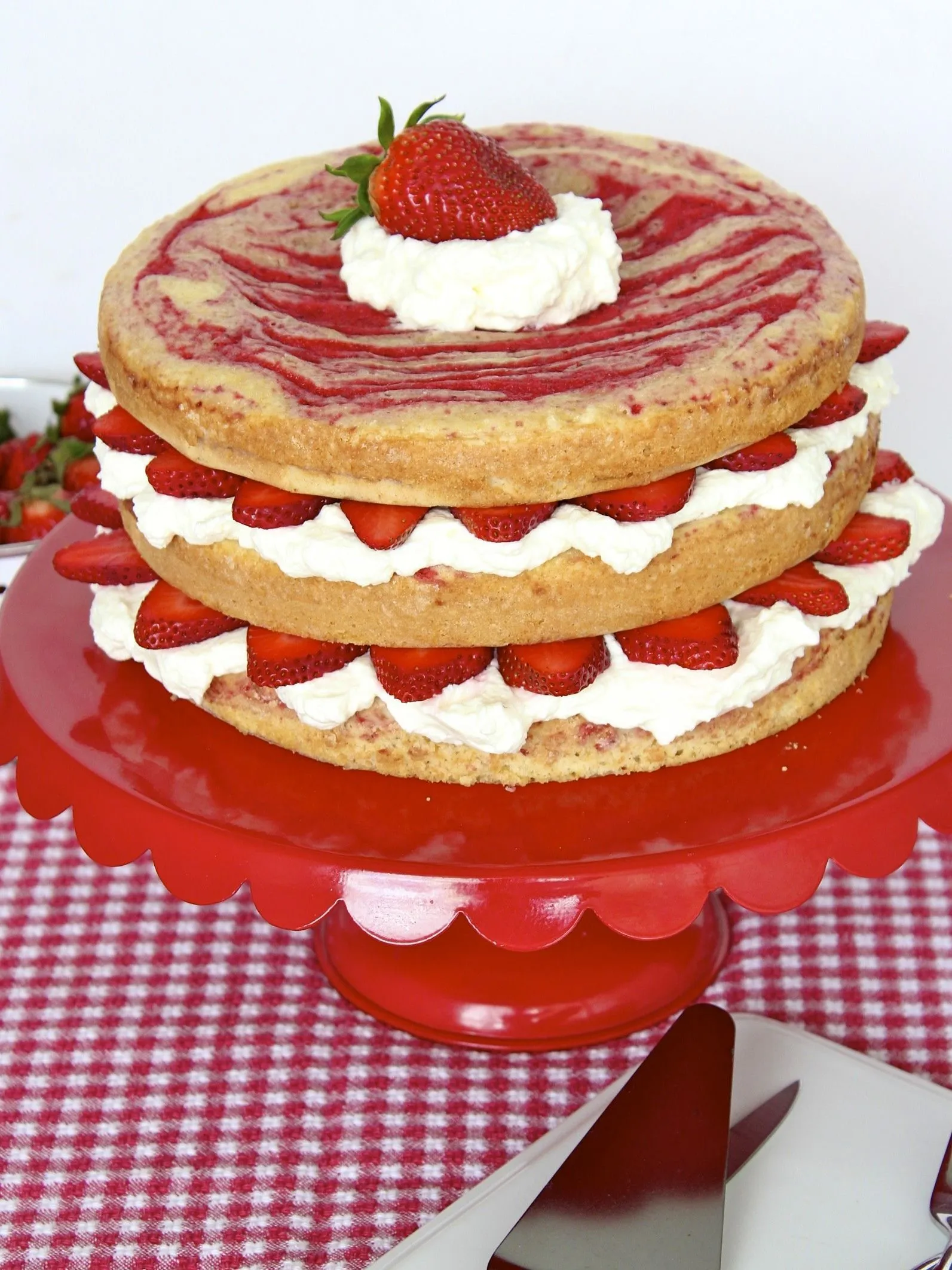 Strawberries Cream Swirl Cake