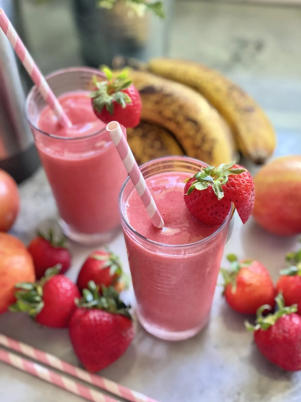 Strawberry Apple Banana Smoothie
