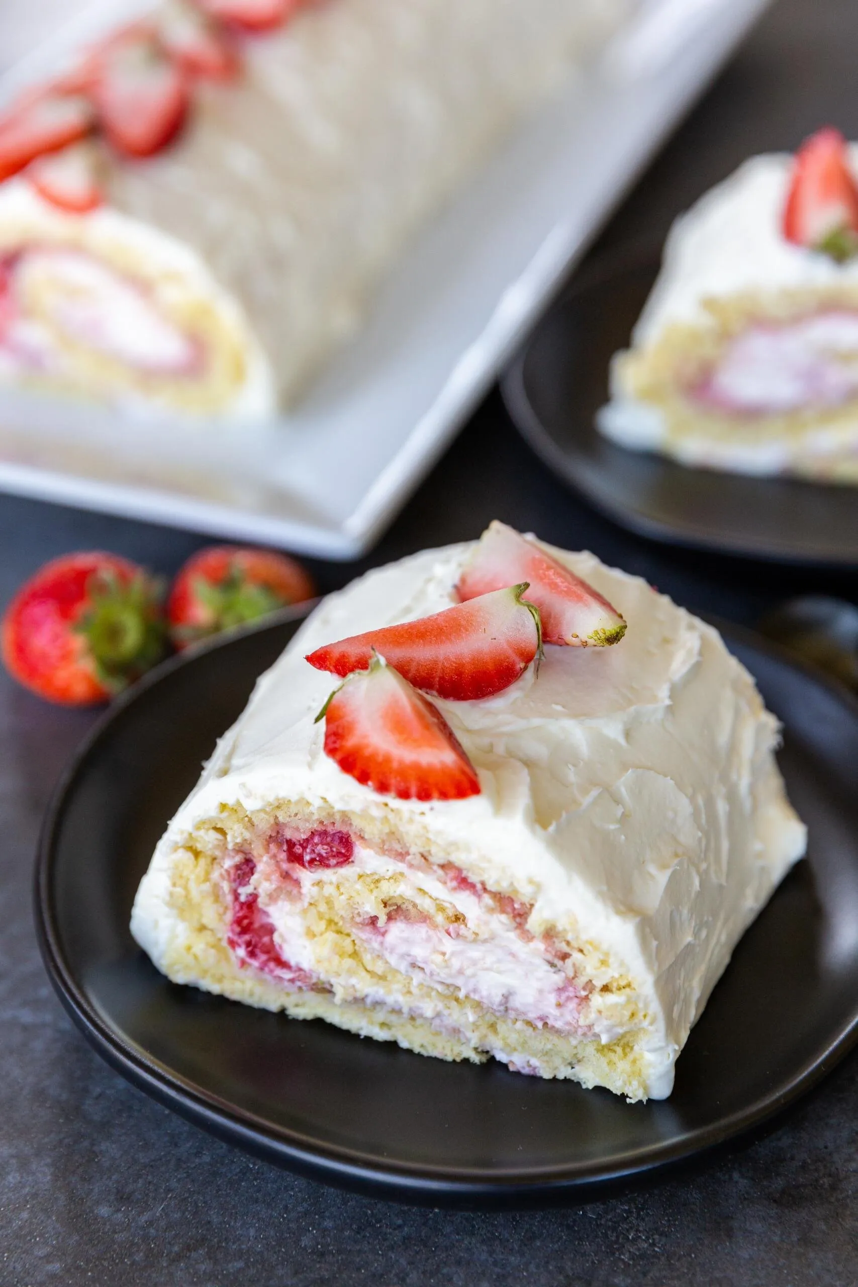 Strawberry Cream Cake Roll