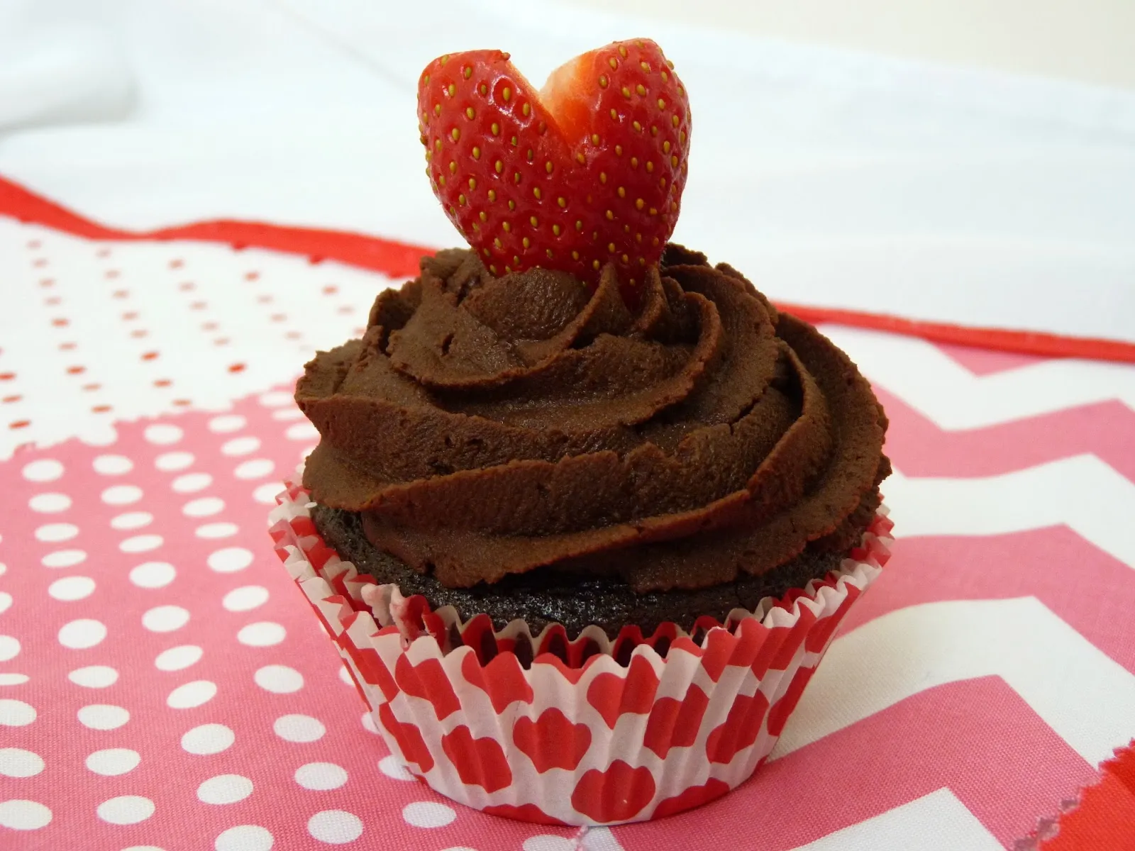 Strawberry Cupcakes with Ganache