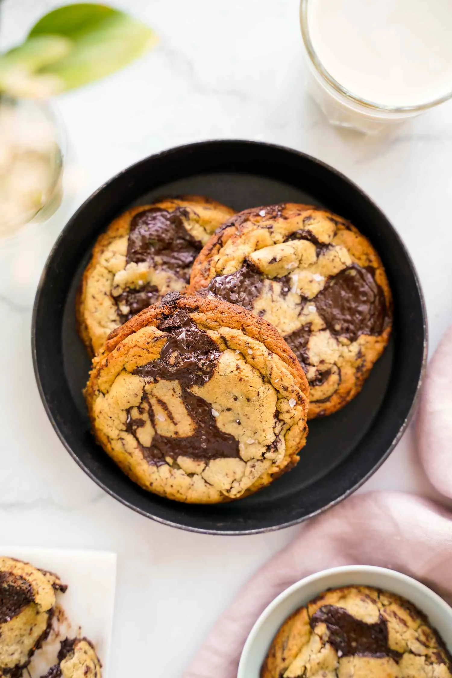Tahini Butter Chocolate Chip Cookies