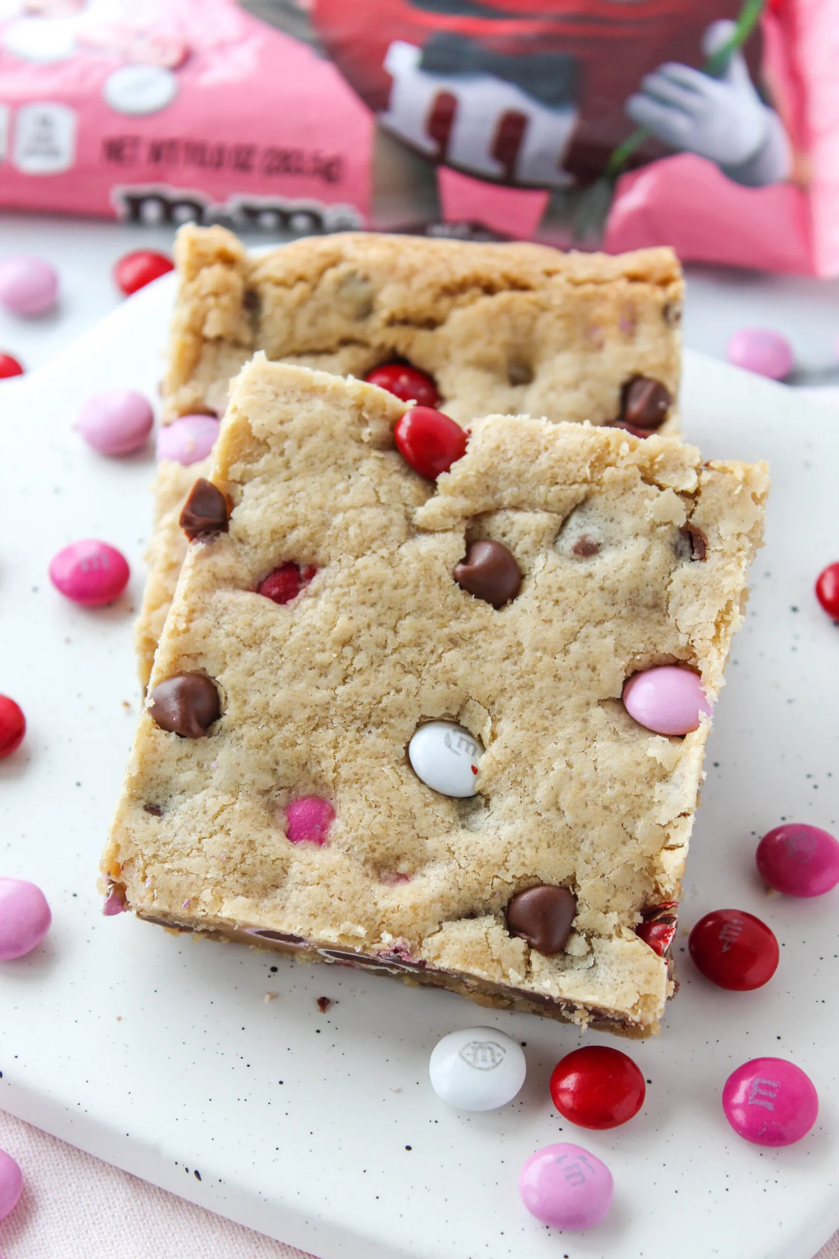 Valentine M&M Cookie Bars