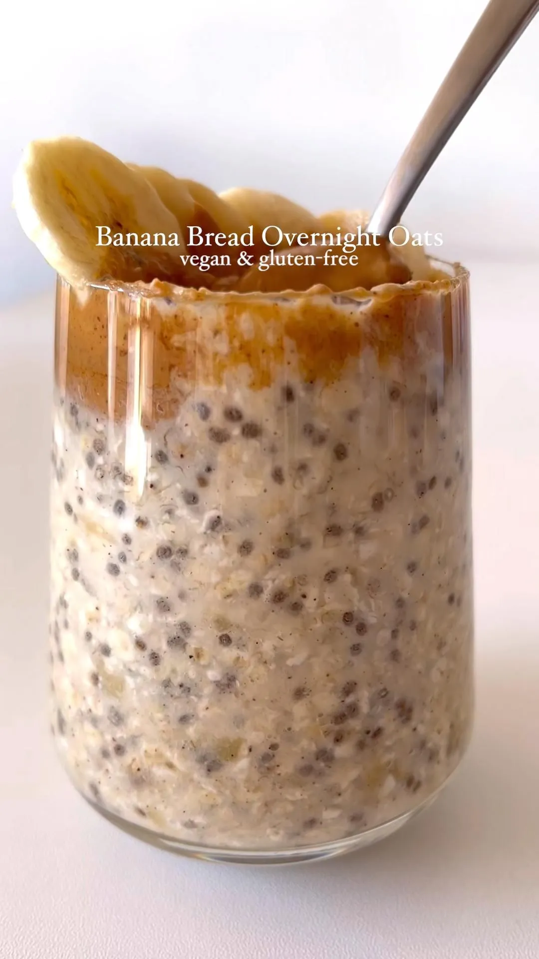 Vegan Banana Bread Overnight Oats