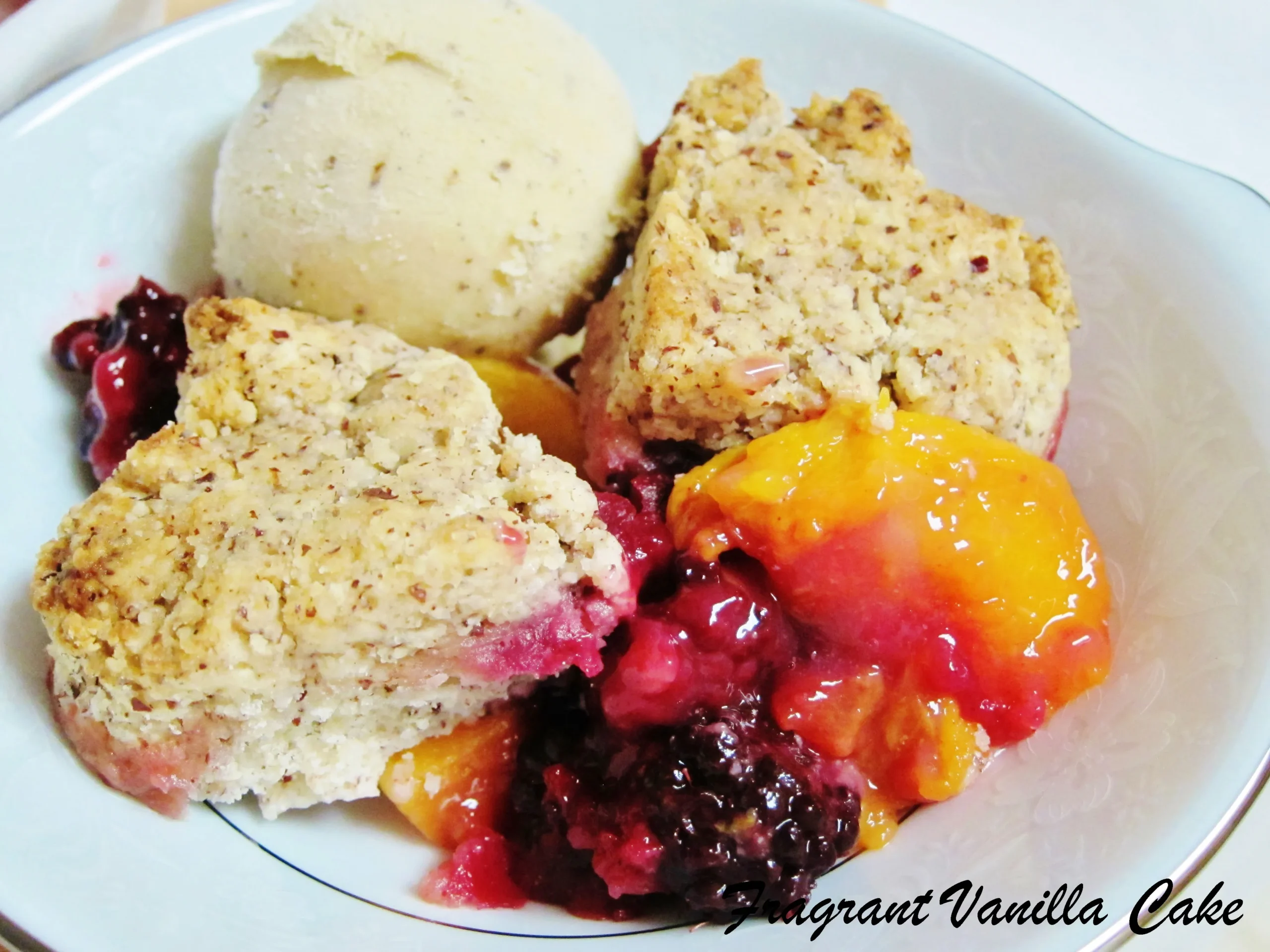 Vegan Peach Blackberry Cobbler