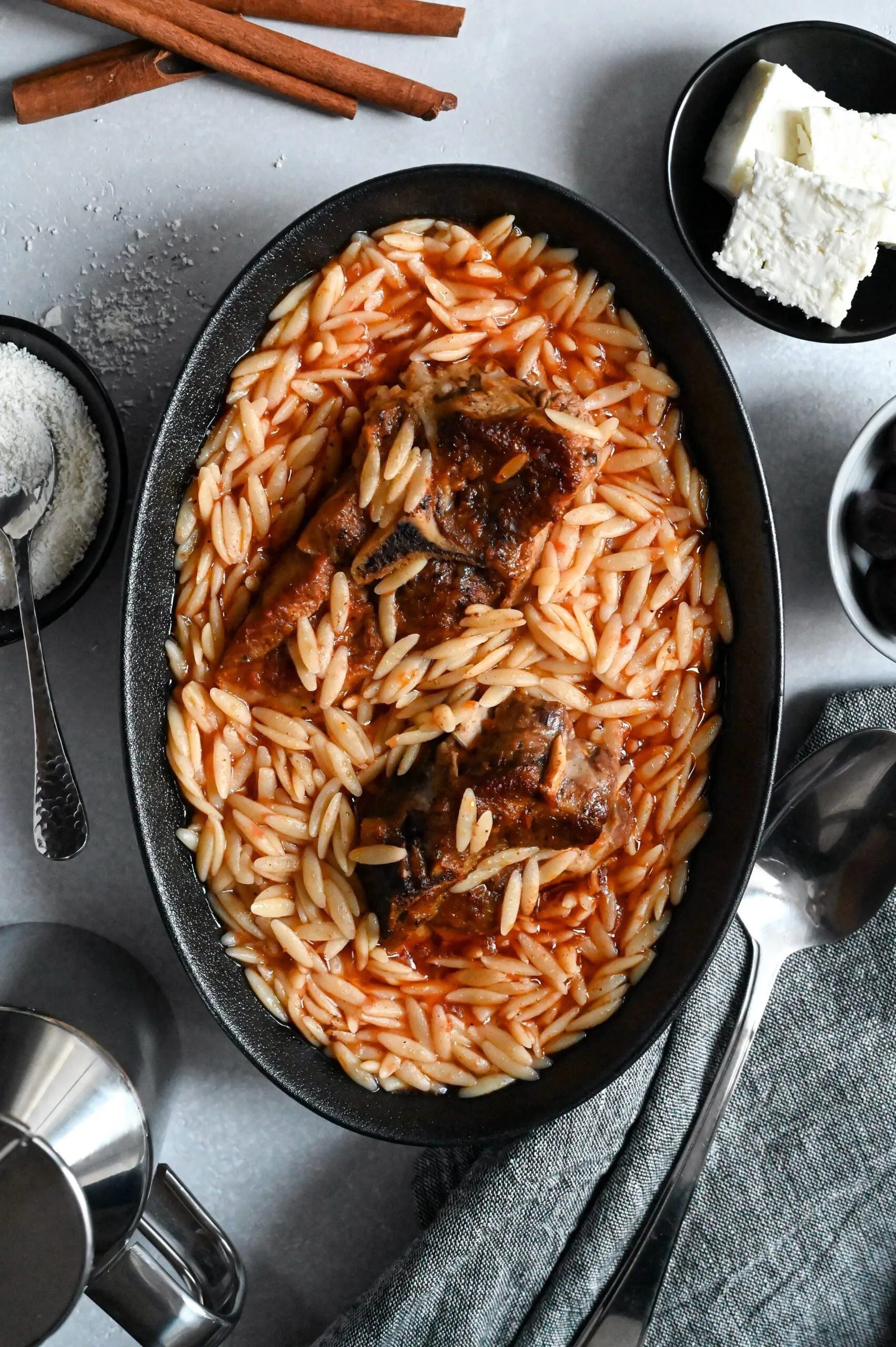 Yiouvetsi with Mince Meat Gratin