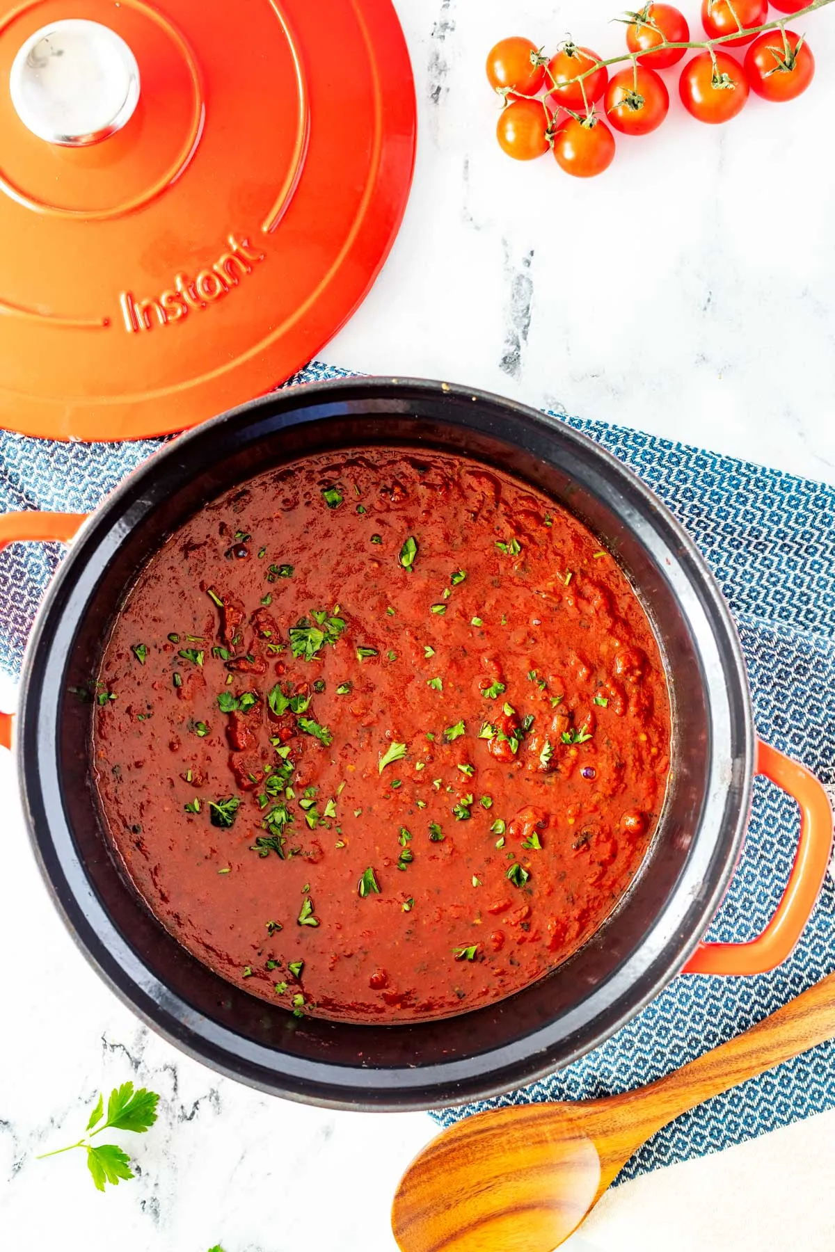 Zesty Crockpot Marinara Sauce