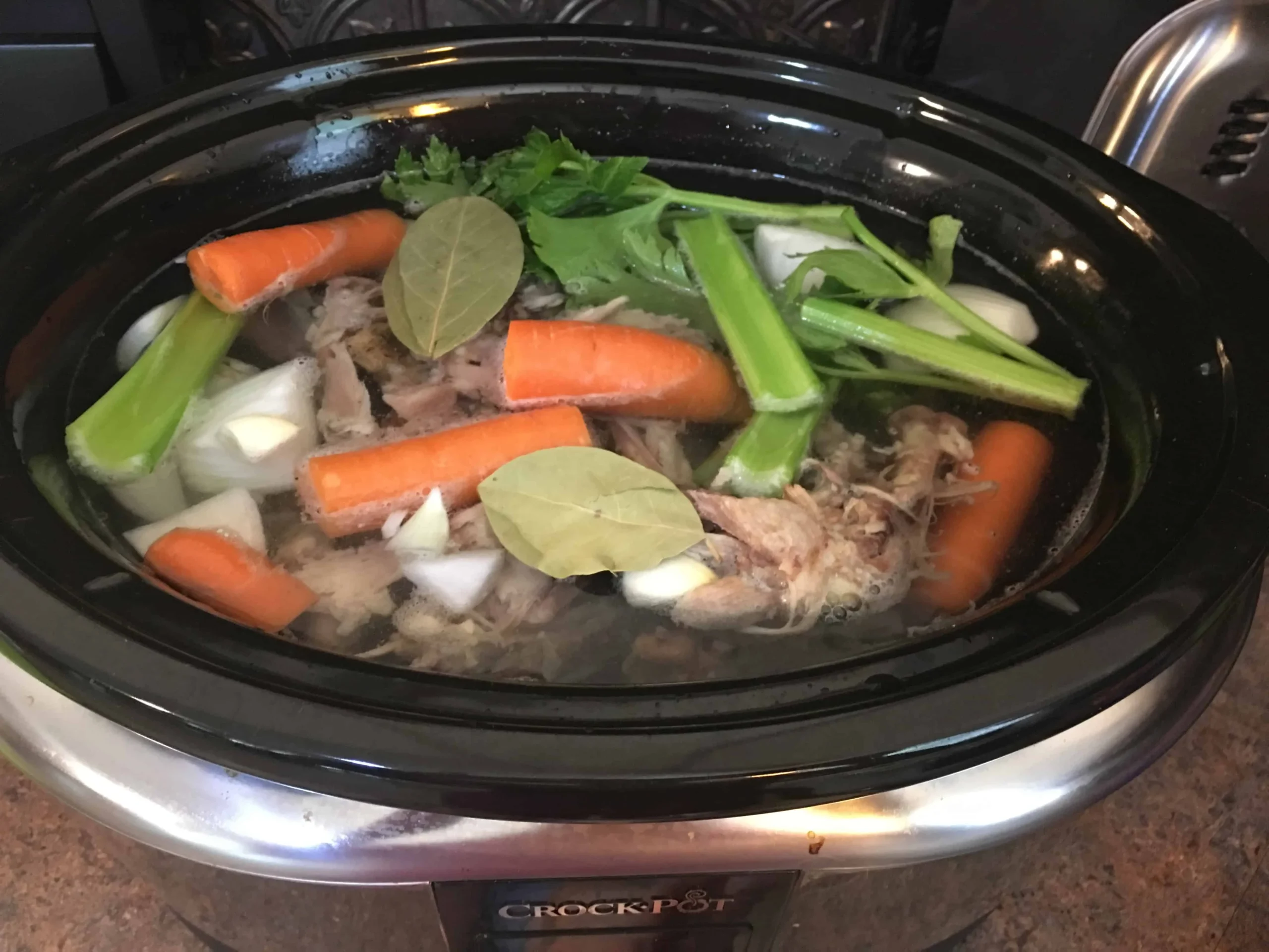 quick chicken broth in a crockpot