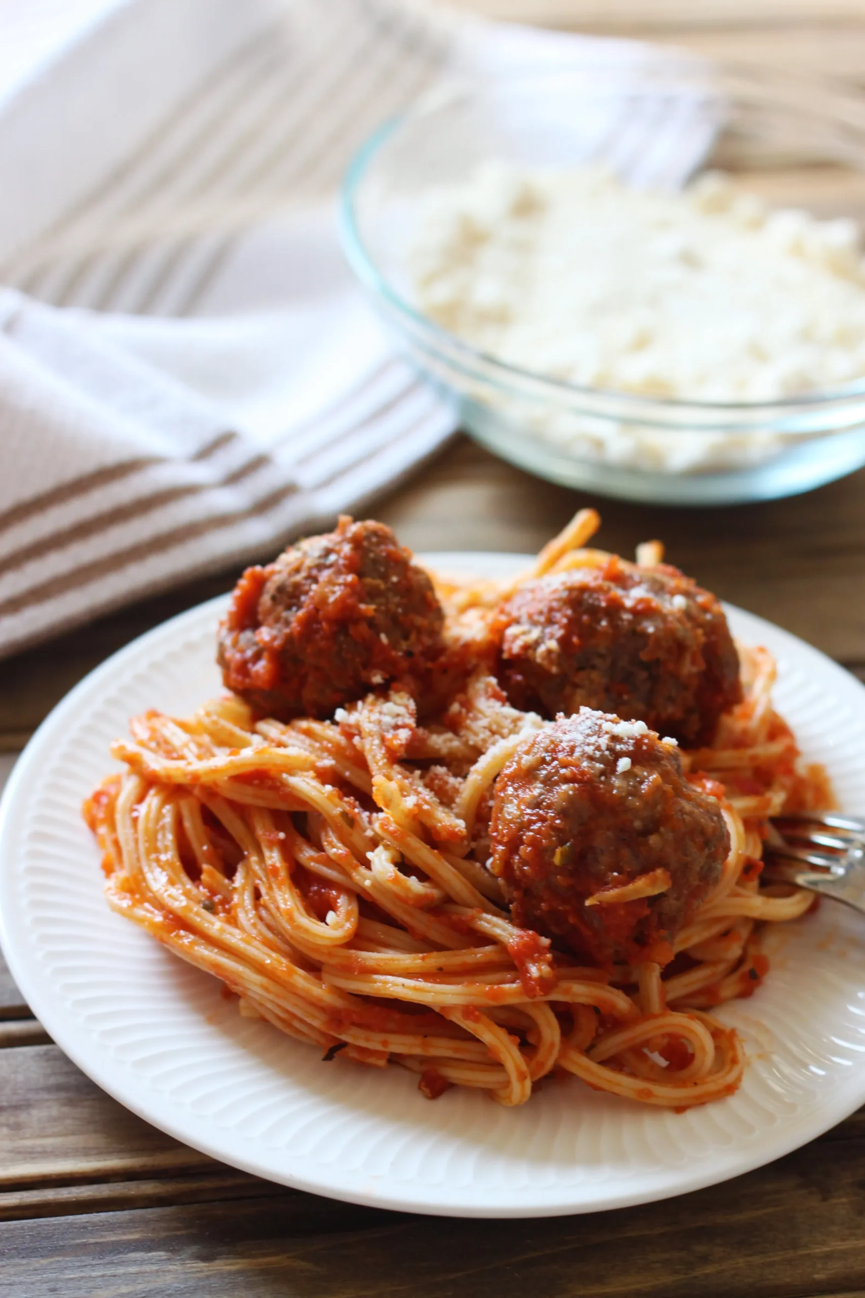 spicy spaghetti and meatballs